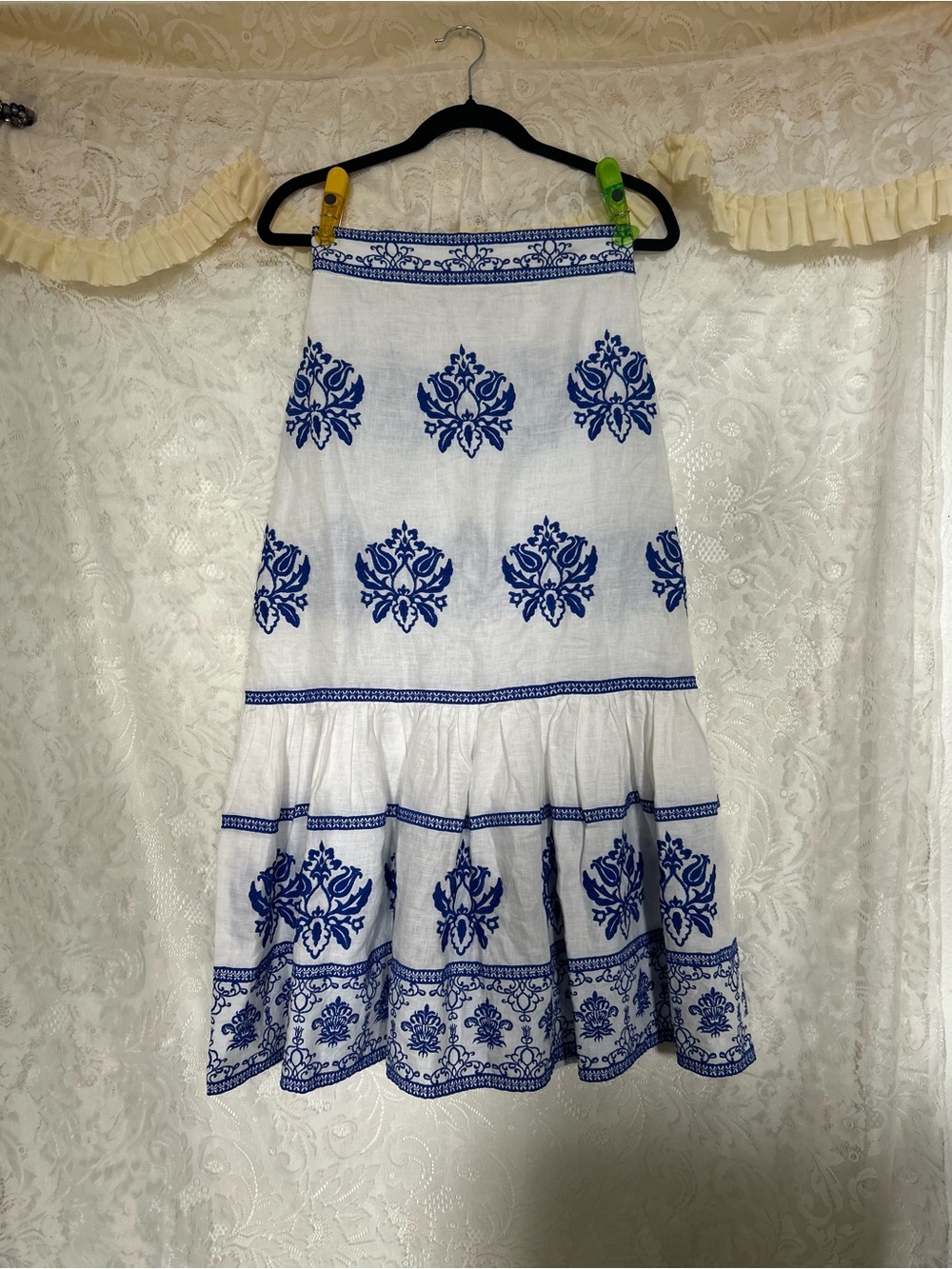 Zara White & Blue Embroidered 100% linen skirt S